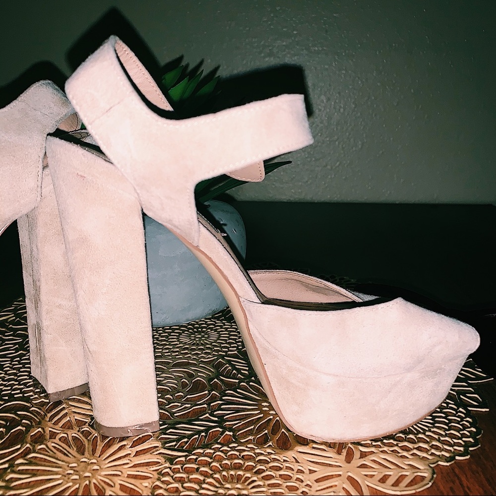 STEVE MADDEN Block Suede High Heels